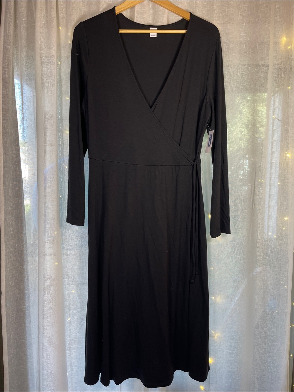 Old Navy Black Long Sleeve Wrap Midi Dress